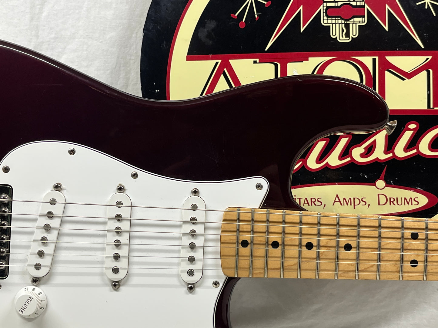 Fender Standard Stratocaster Strat MIM - Made in Mexico Electric Guitar