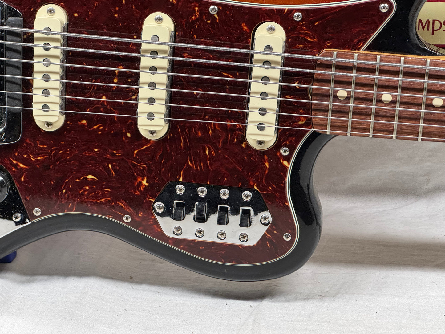 Fender USA Custom Shop Bass VI 6-string Bass with COA + Case 2006 - 3-Color Sunburst / Rosewood fingerboard