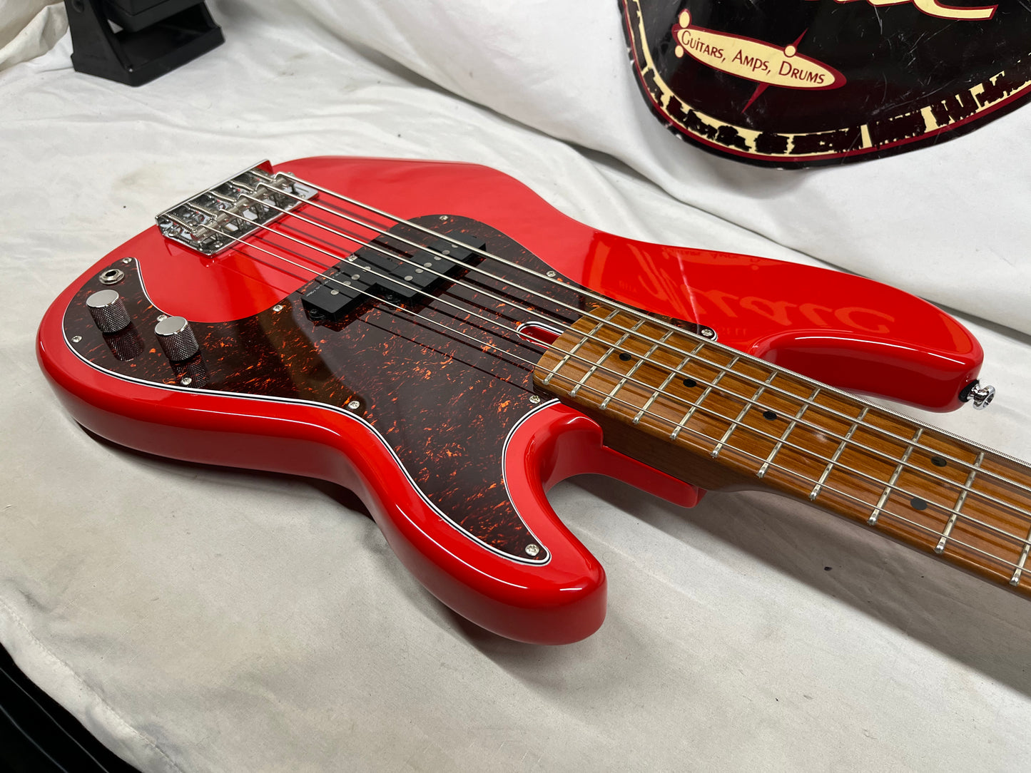 Sire Marcus Miller P5 5-String Electric Bass