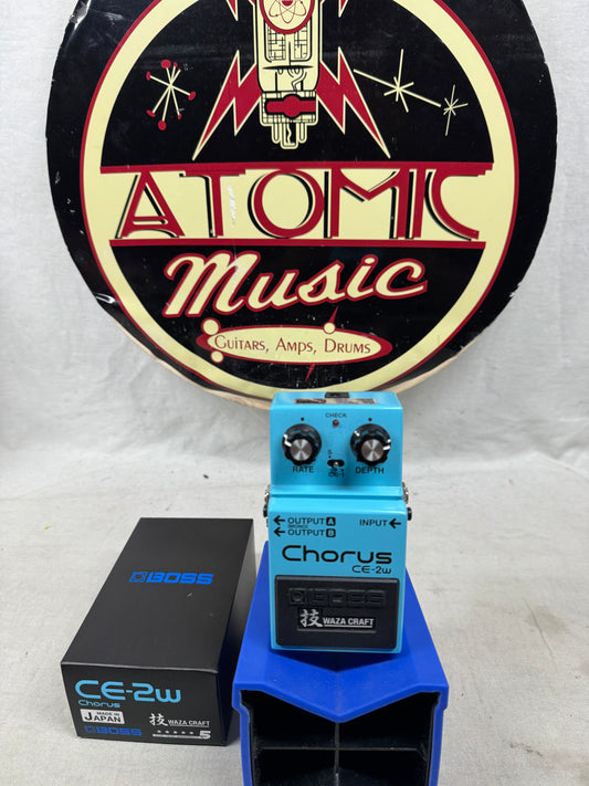Boss Waza Craft CE-2w ce2w Chorus Pedal with Box - MIJ Made In Japan 2026