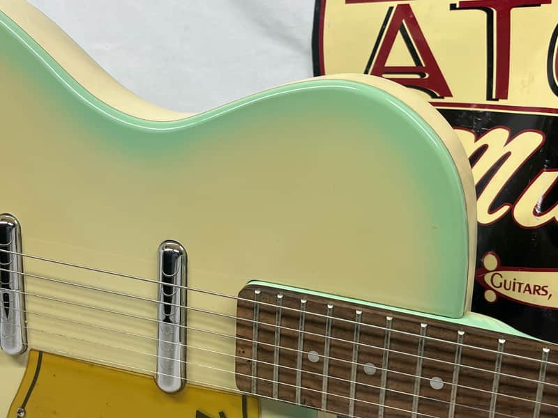 Danelectro 56-U2 Reissue Singlecut Electric Guitar - Image 3