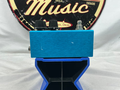 Supro Model 1310 Tremolo Pedal
