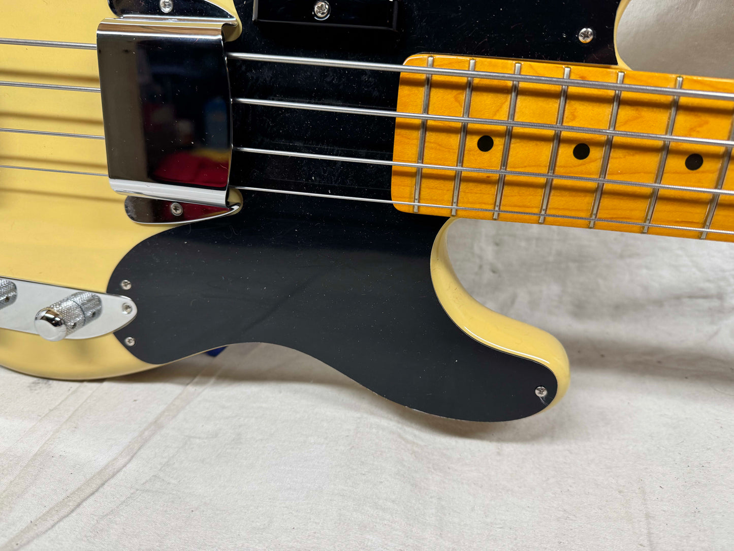 Fender American Vintage II 2 '54 1954 Precision Bass 4-string P-Bass with COA + Case 2022 - Vintage Blonde / Maple neck