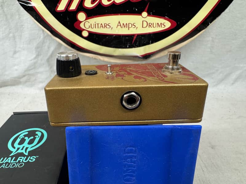 Walrus Audio Contraband Fuzz Pedal with Box - Image 6