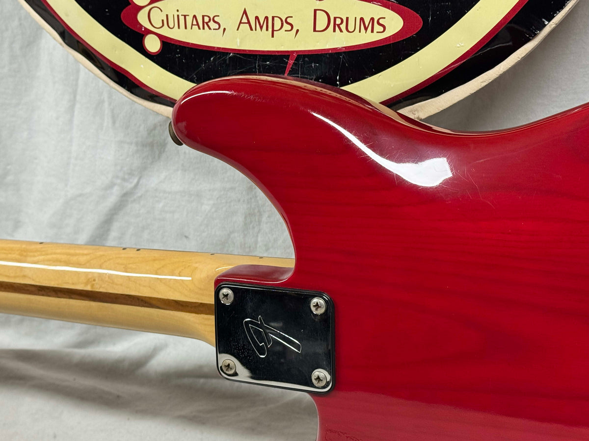 Fender Lead II 2 Hard Tail Guitar with Case