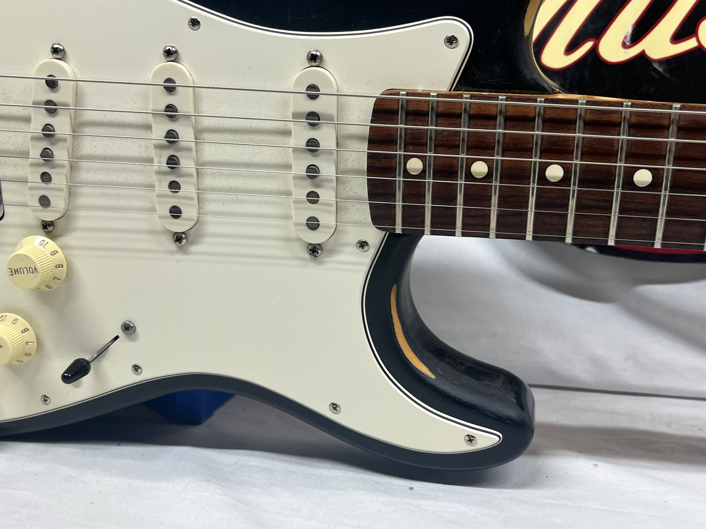 Fender Stratocaster Strat Electric Guitar MIM - Made in Mexico - Home-Distressed