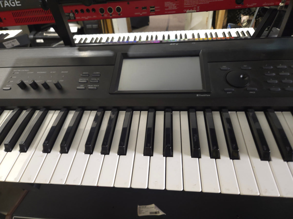 Korg KROME 61-Key Synthesizer Workstation 2010s - Local Pickup Only