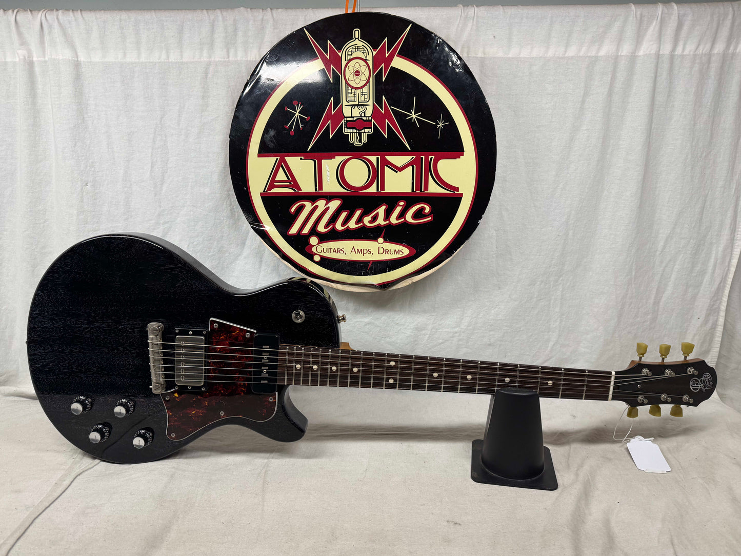 Patrick James Eggle Macon Vintage Singlecut Guitar with COA + Case