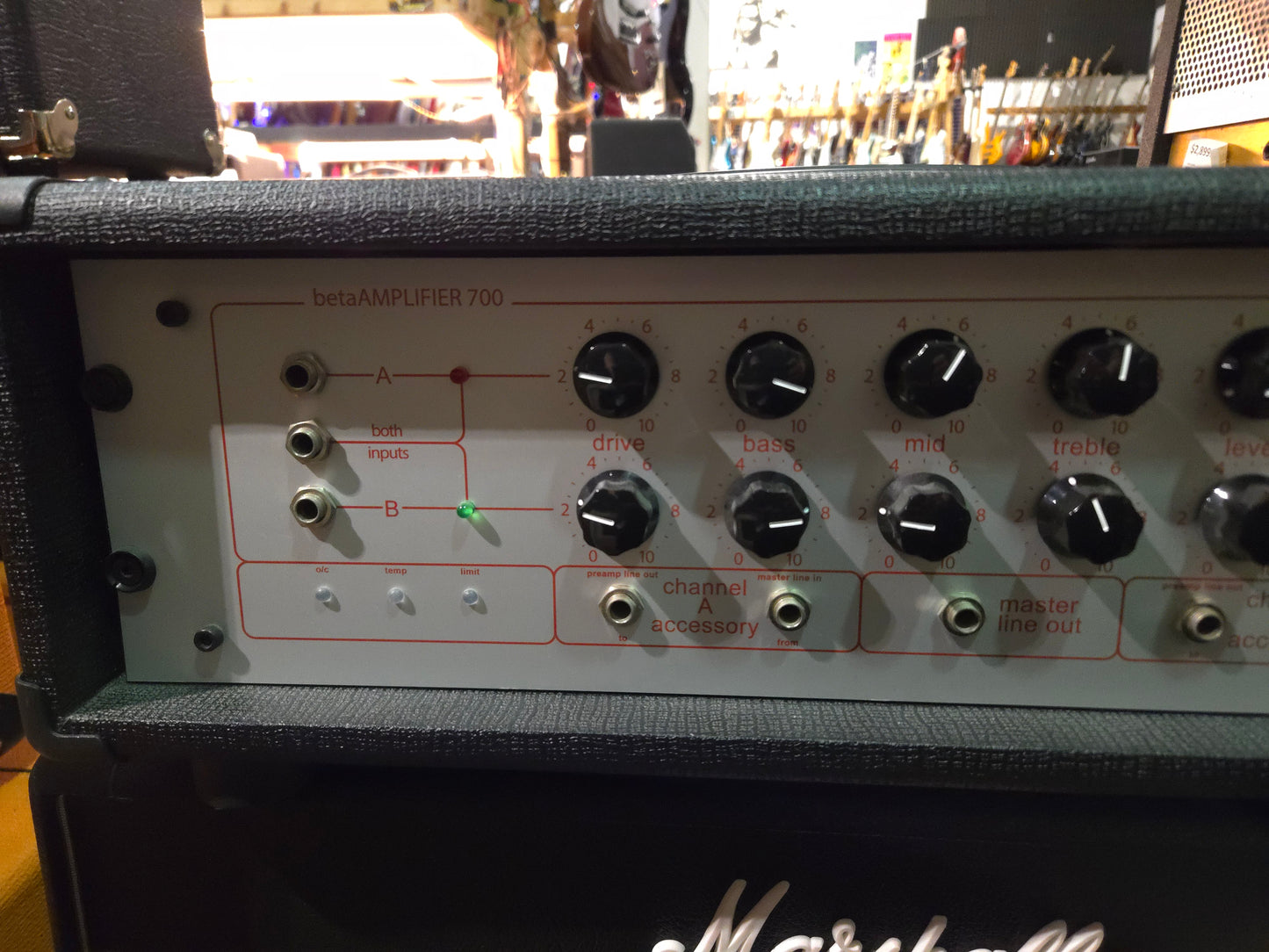 Hillbish Beta Amplifier 700 - Local Pickup Only
