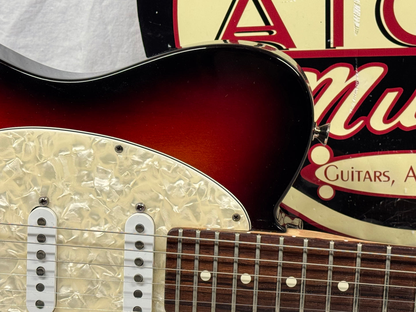Fender Custom Shop American Classic Telecaster Guitar with Case - 3-Color Sunburst / Rosewood fingerboard