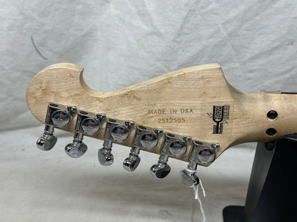 Washburn USA Signature Series 4N-D-U Nuno Bettencourt Signature Model Guitar with Case