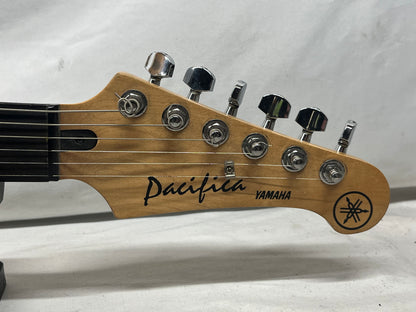 Yamaha Pacifica 112 Doublecut Electric Guitar