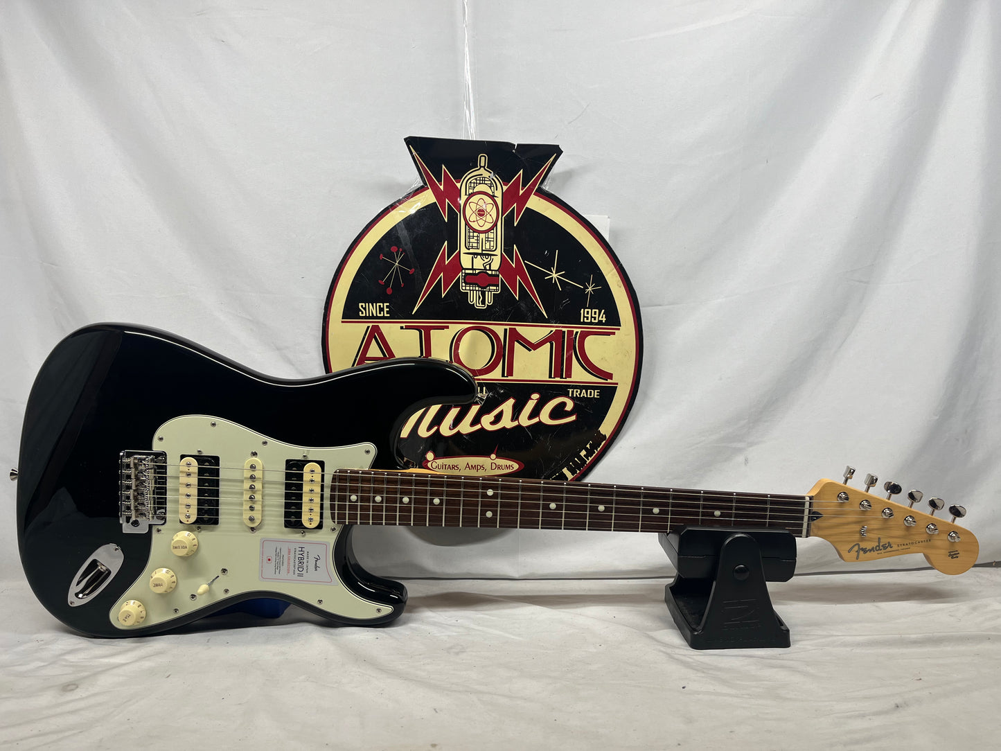 Fender 2024 Collection, Made in Japan Hybrid II Stratocaster Strat HSH - Black