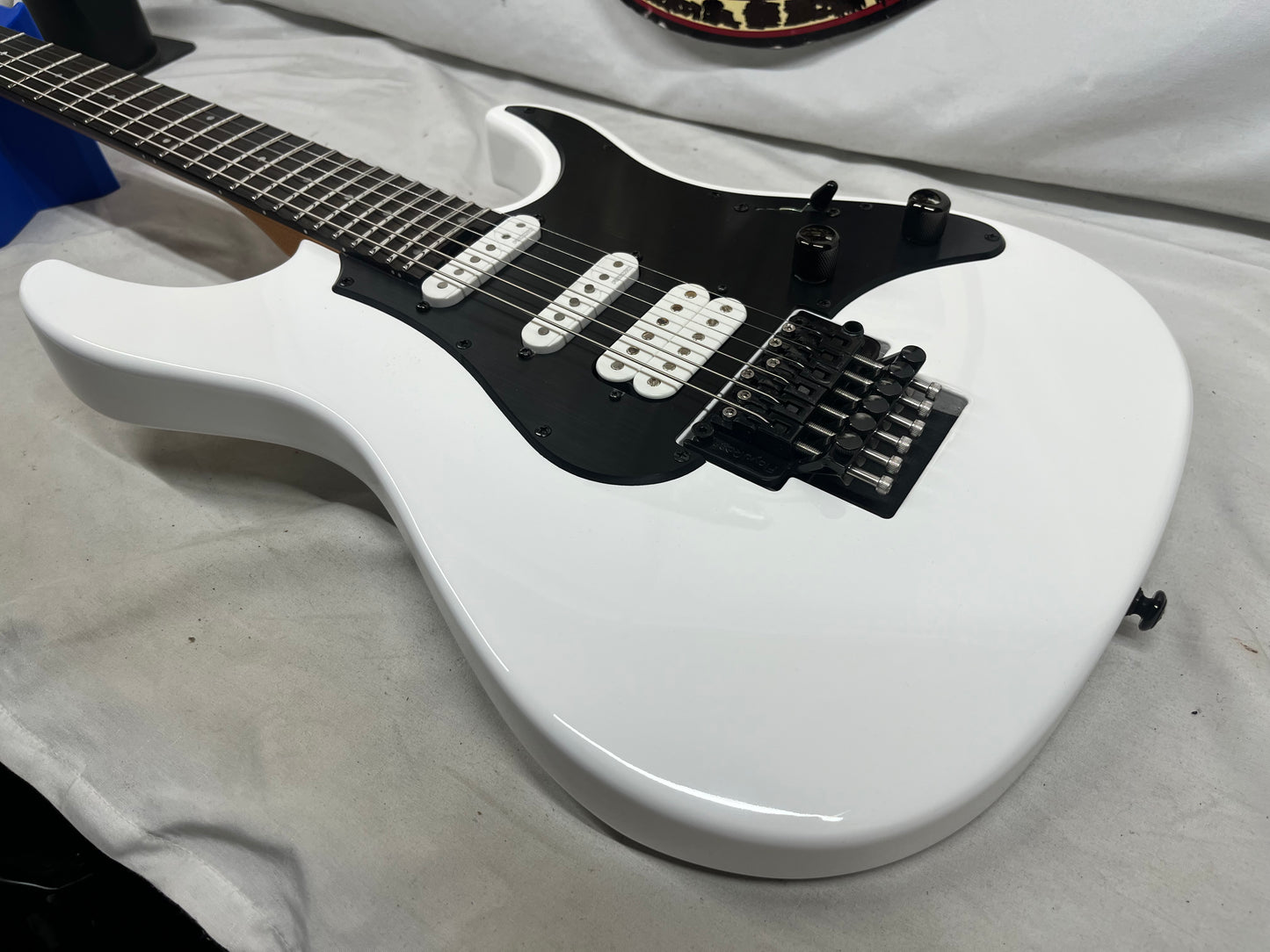 ESP LTD SN-1000 Floyd Rose HSS Doublecut Electric Guitar - Snow White