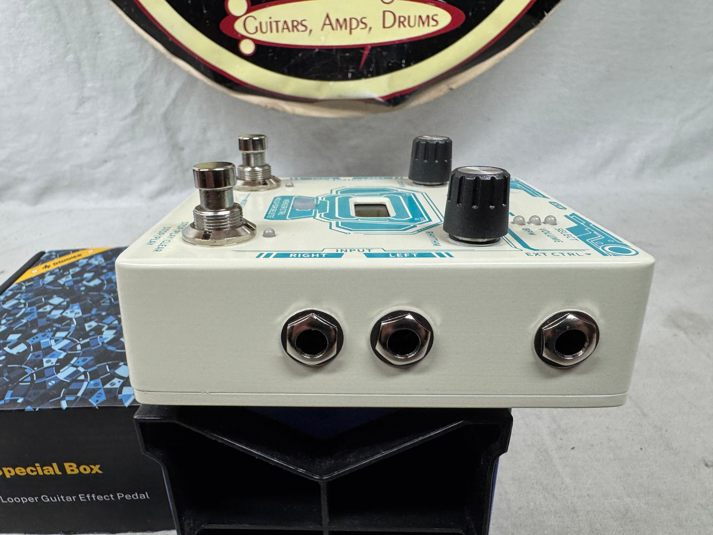 Donner Circle Looper Pedal with Box