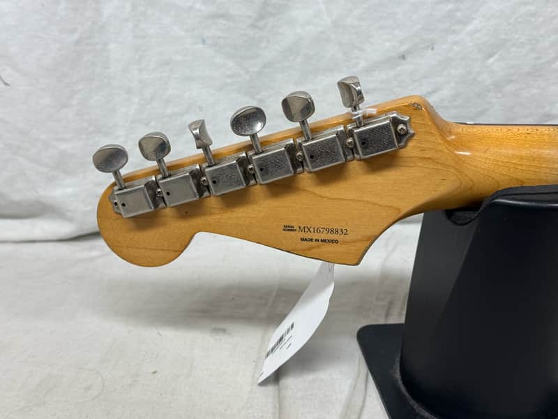 Fender Road Worn '60s Stratocaster Guitar - Image 9