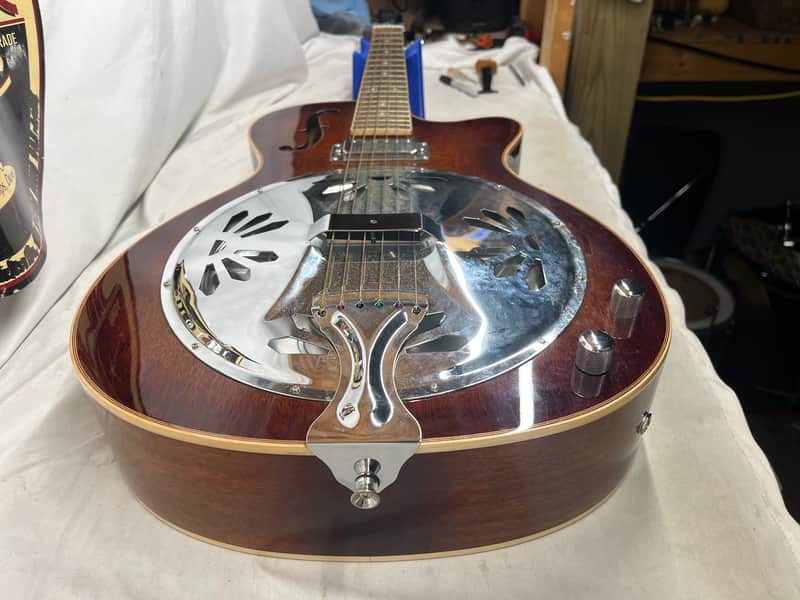 Mitchell RR200CE Roundneck Acoustic Electric Resonator Guitar - Image 18