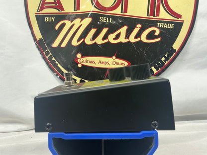 Maestro FZ-M Fuzz Tone Fuzz Pedal with Box