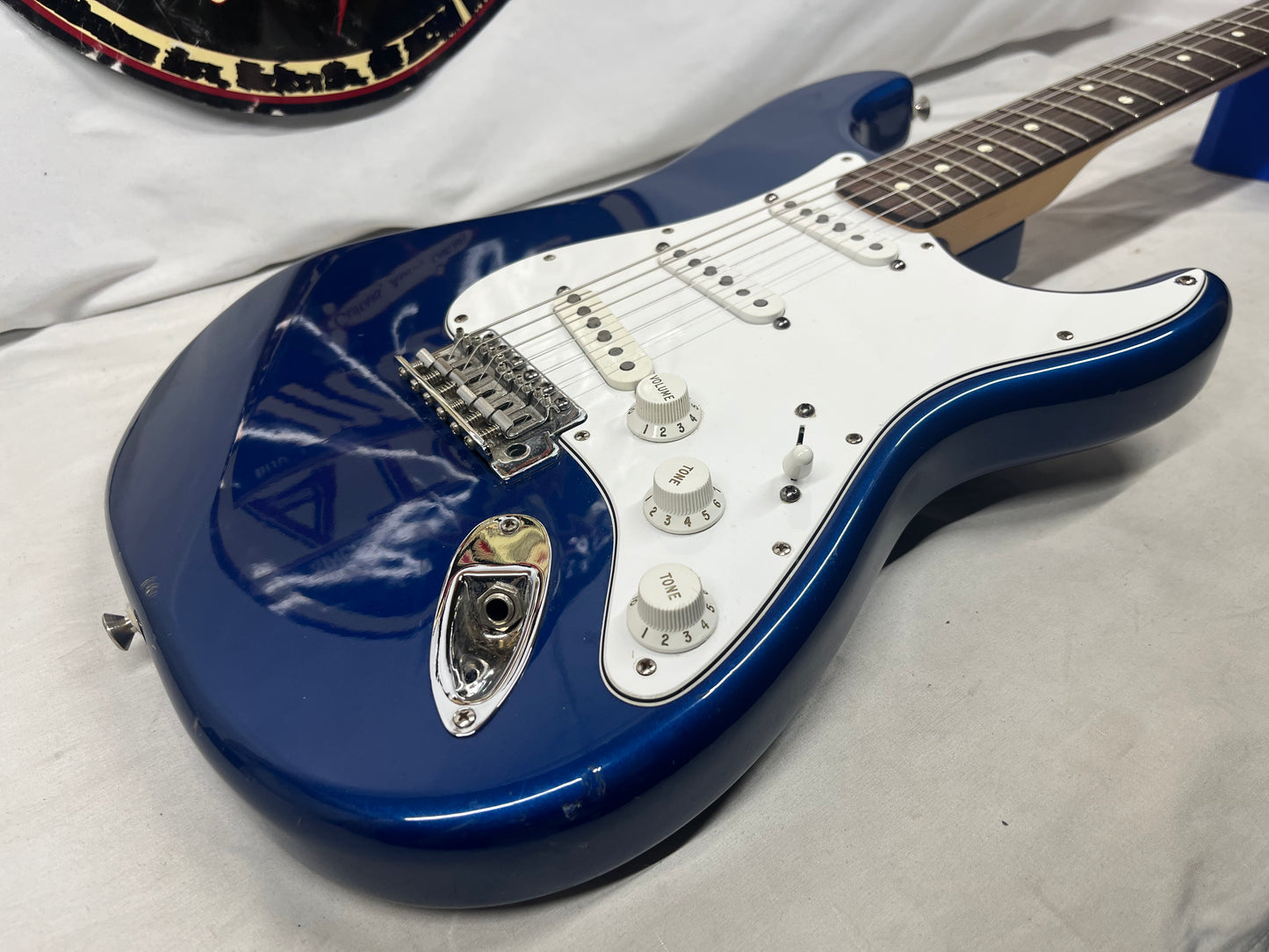 Fender Standard Stratocaster Strat Electric Guitar MIM - Made in Mexico - Electron Blue