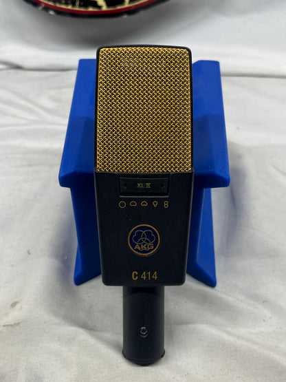 AKG C414 XLII XL2 Large Diaphragm Multipattern Condenser Microphone with Shock Mount and Case