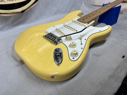 Fender Player Stratocaster Strat Electric Guitar MIM - Made in Mexico - Buttercream