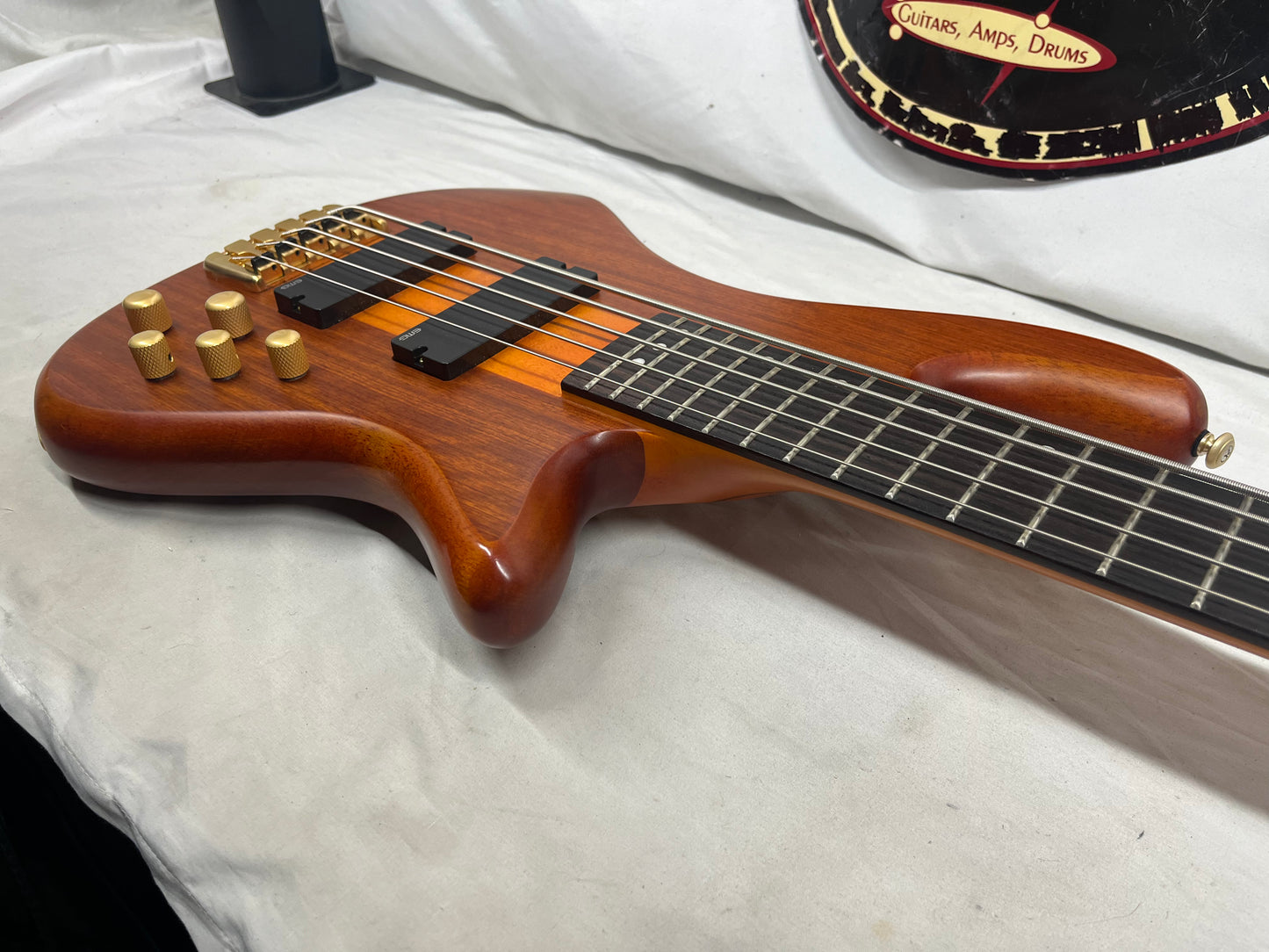 Schecter Diamon Series Studio 5 5-String Electric Bass