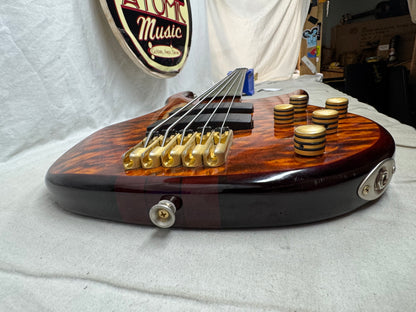 Peavey Cirrus BXP 5 V 5-string Bass
