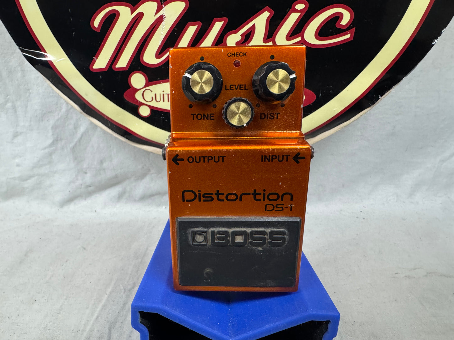Boss 50th Anniversary DS-1-B50A ds1 Distortion Pedal