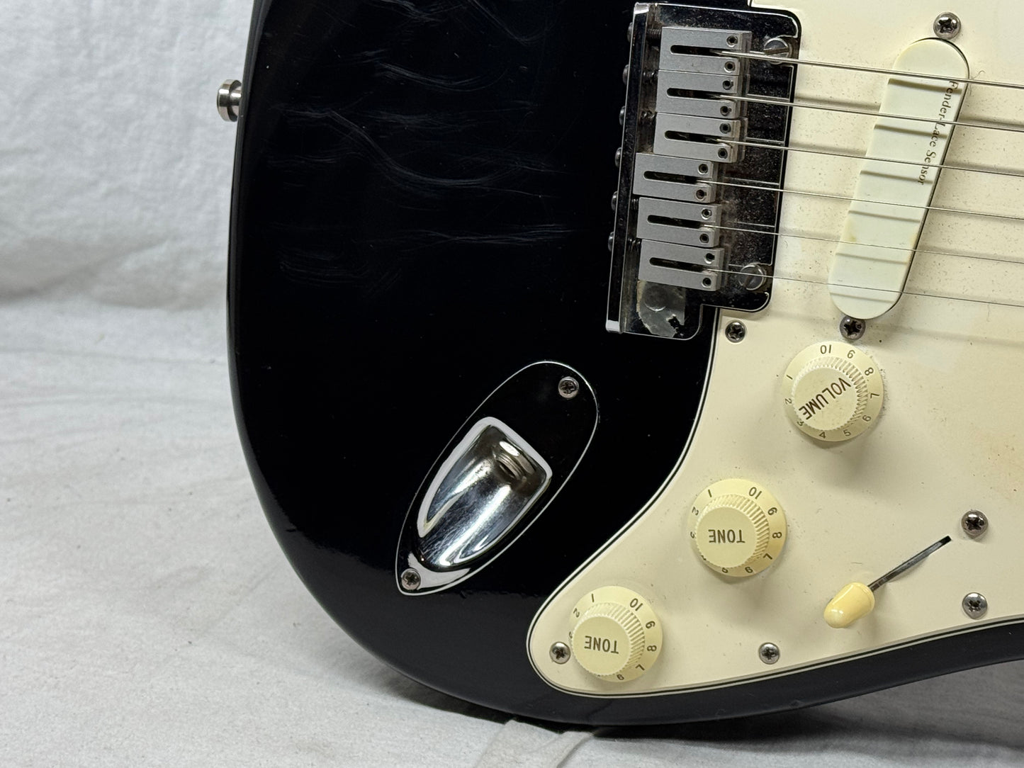 Fender USA Stratocaster Plus Guitar with TKL Case 1993 - Black / Rosewood fingerboard