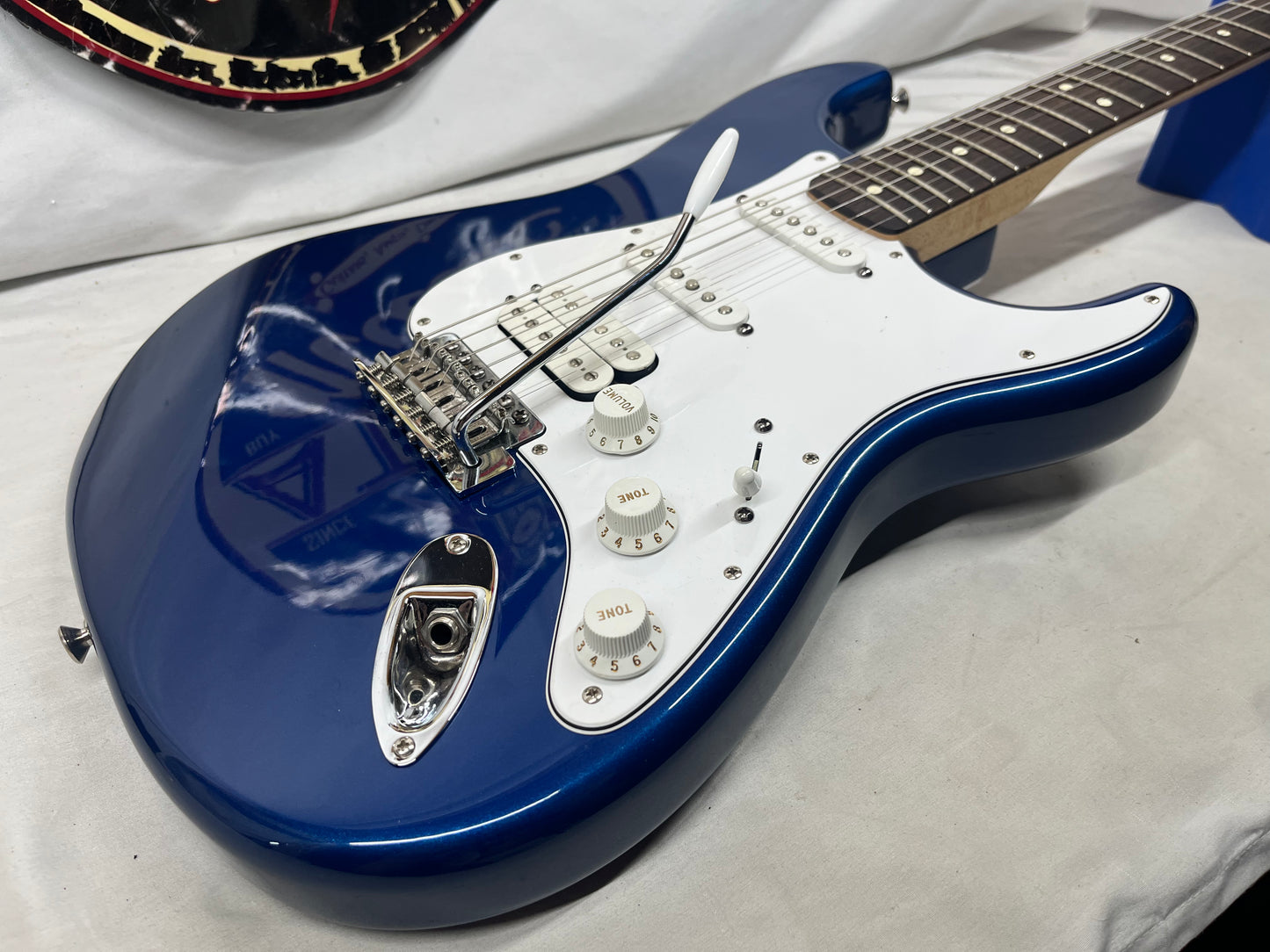 Fender Standard Stratocaster strat HSS Electric Guitar MIM - Made in Mexico- Electron Blue
