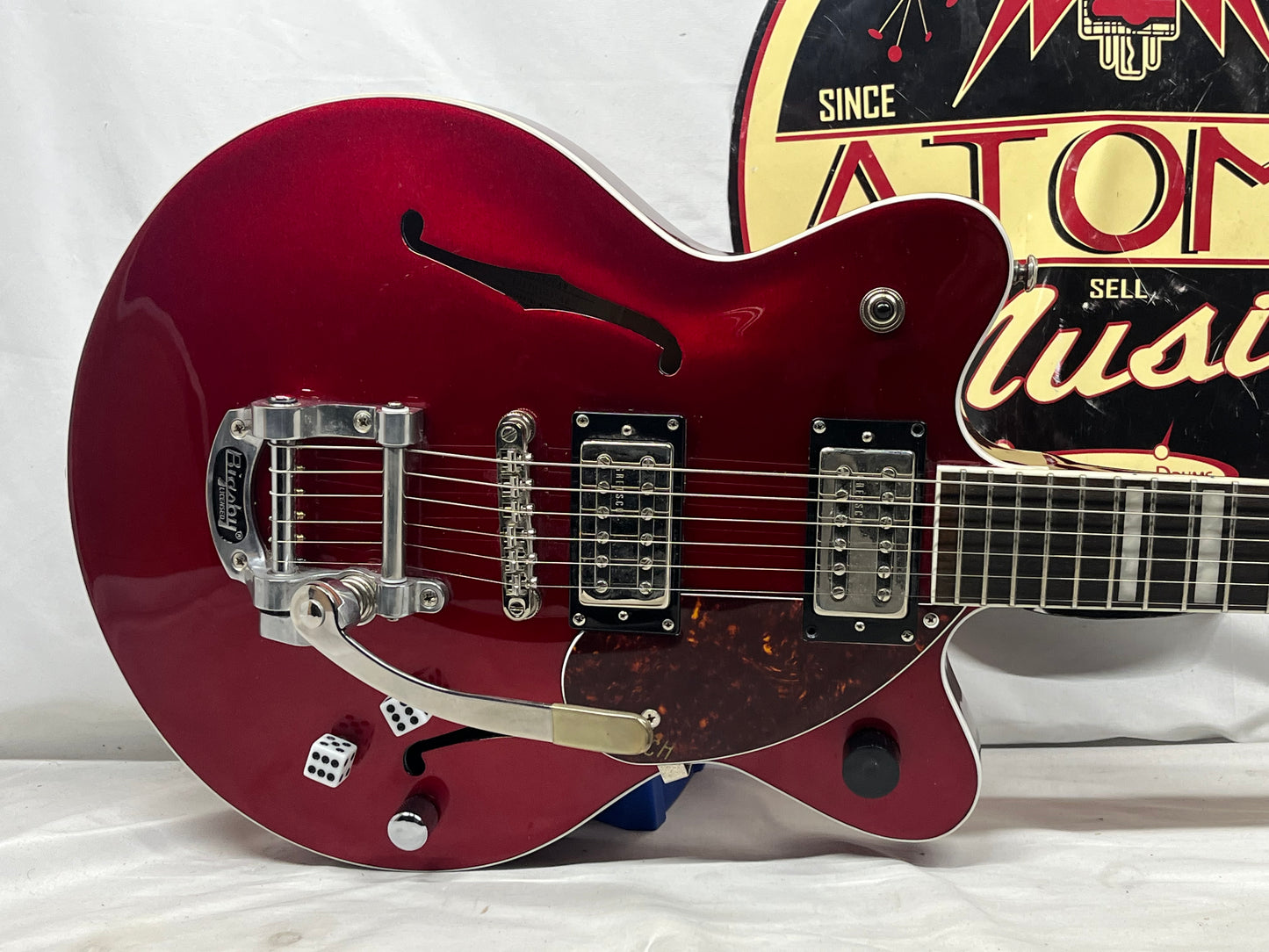 Gretsch G2655T Streamliner Semi-Hollow Body Electric Guitar - Candy Apple Red