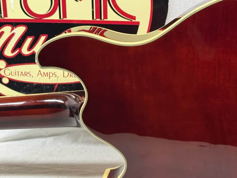 Eastwood Classic 6 TA PH Hollowbody Guitar with Case - Image 15