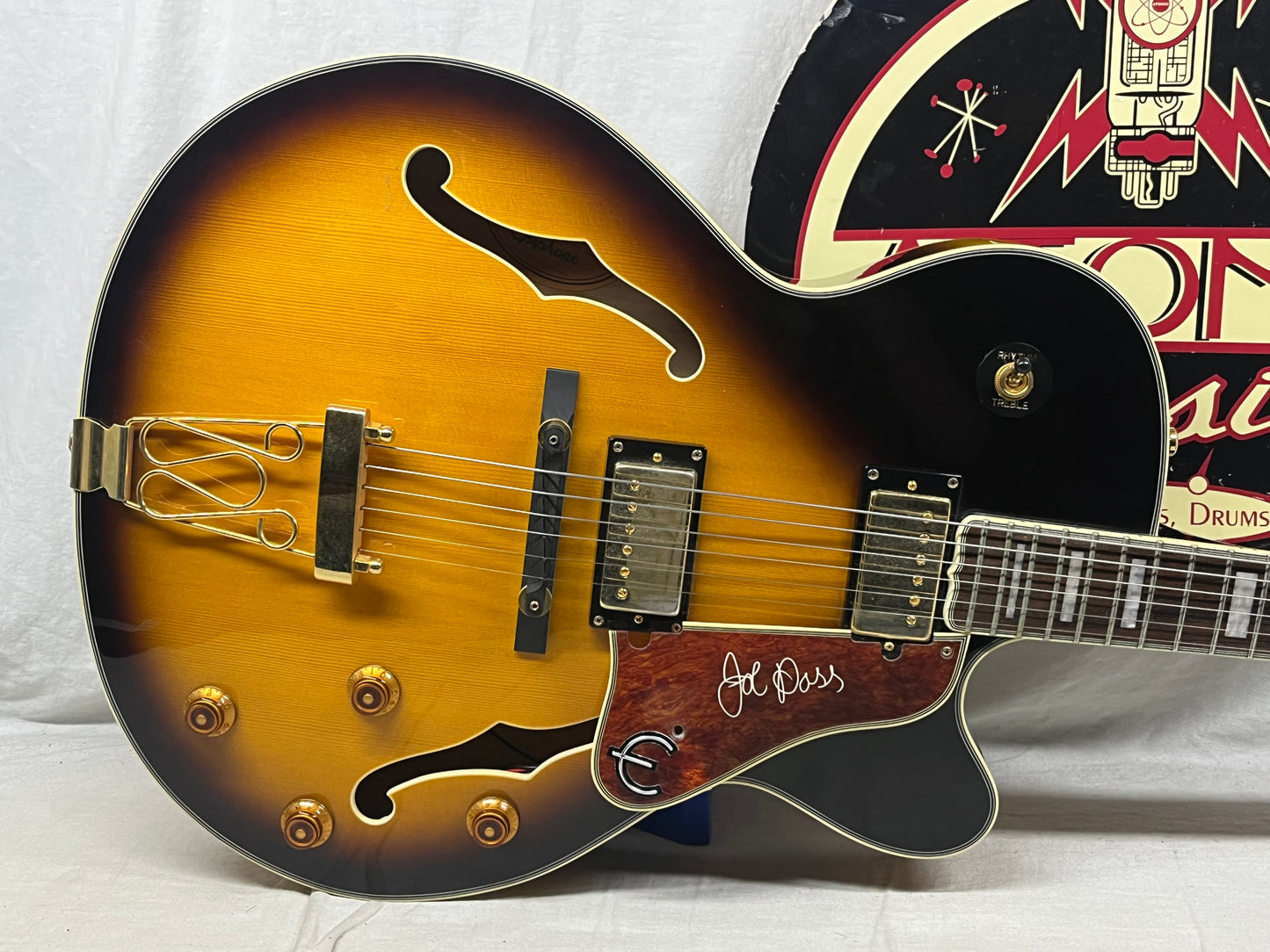 Epiphone Joe Pass Signature Emperor II VS Archtop Hollow Body Electric Guitar