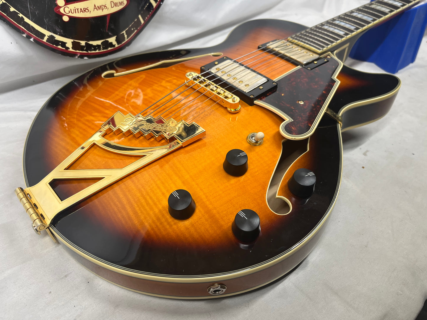 D'Angelico Excel Series EX-SS Singelcut Semi-Hollow Body Electric Guitar