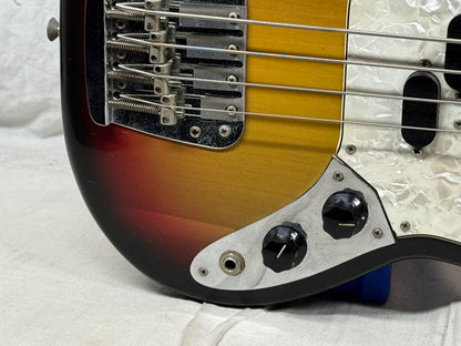 Fender USA Mustang 4-string Bass with Case 1974 - 3-Color Sunburst / Rosewood fingerboard