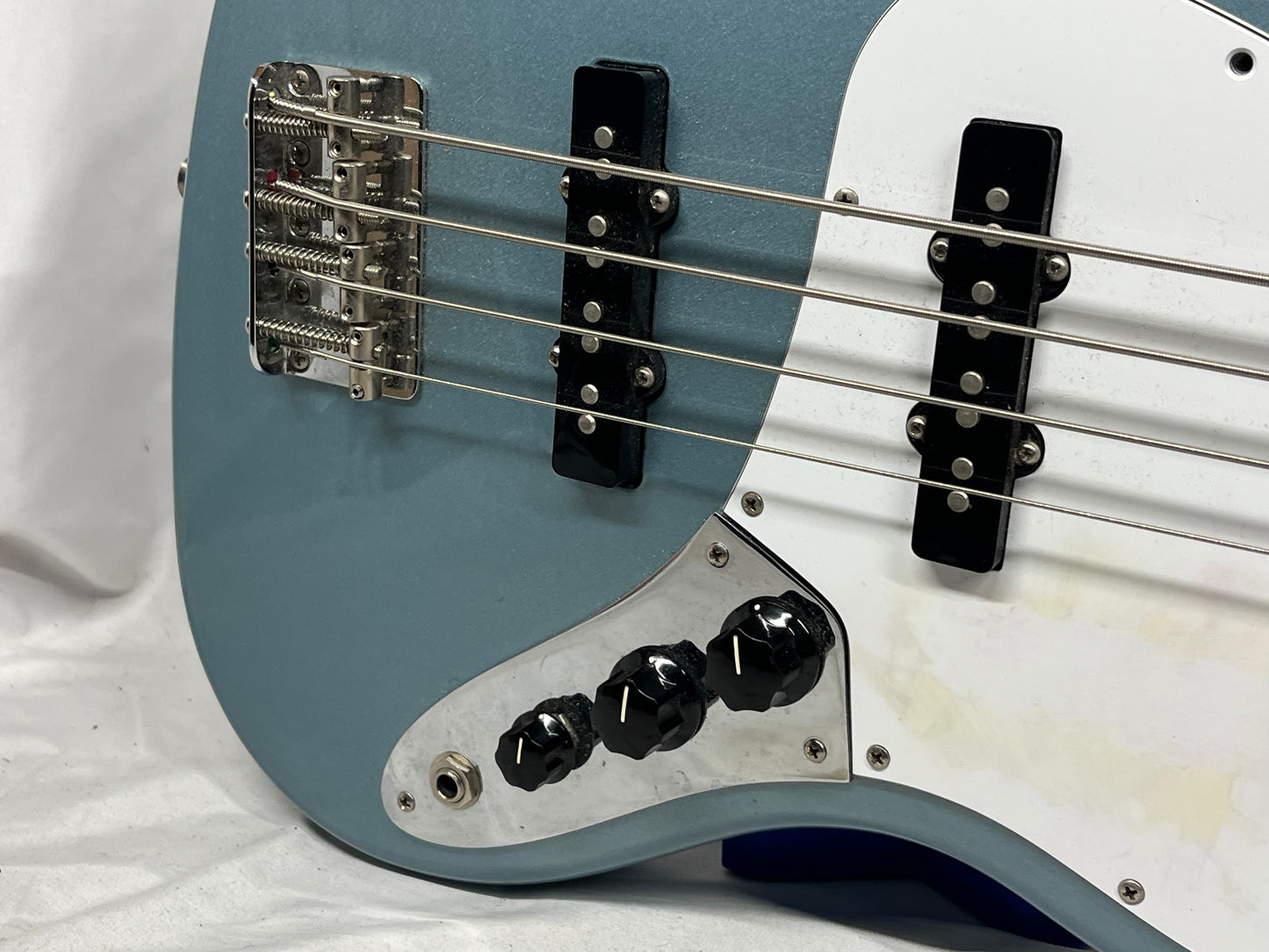 Fender Standard Fretless 4-String Electric Jazz Bass - Blue Agave