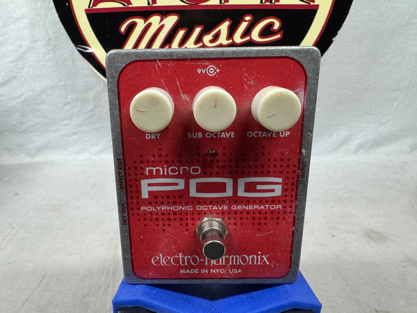 Electro-Harmonix Micro POG p.o.g. Polyphonic Octave Generator Pitch Shifter Harmonizer Pedal