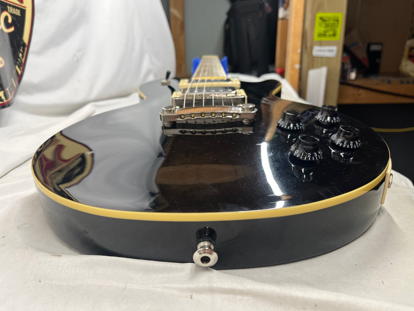 Epiphone Les Paul Standard Singlecut Electric Guitar