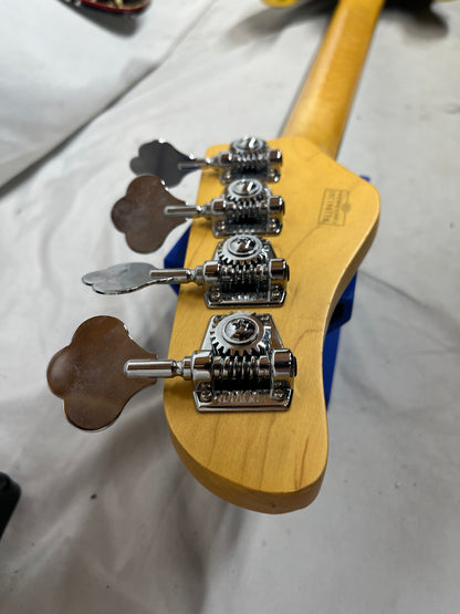 Schecter Model T Diamond Series 4-String Doublecut Electric Bass