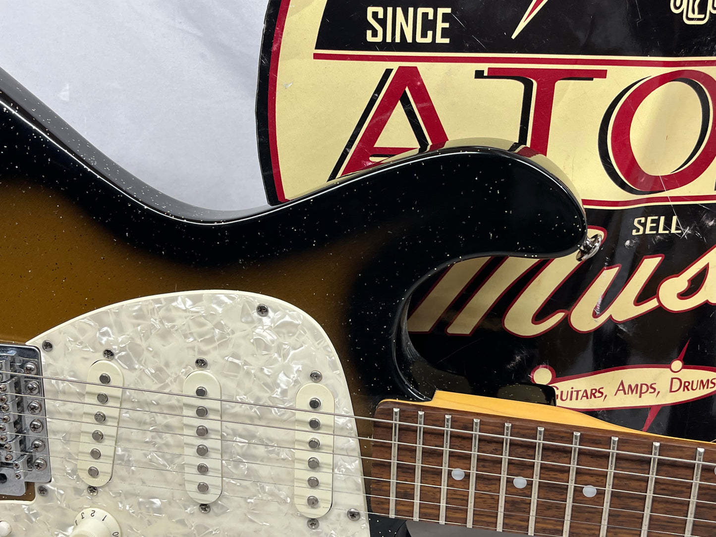 Danelectro Danoblaster Innuendo with Built-In Effects Doublecut Electric Guitar
