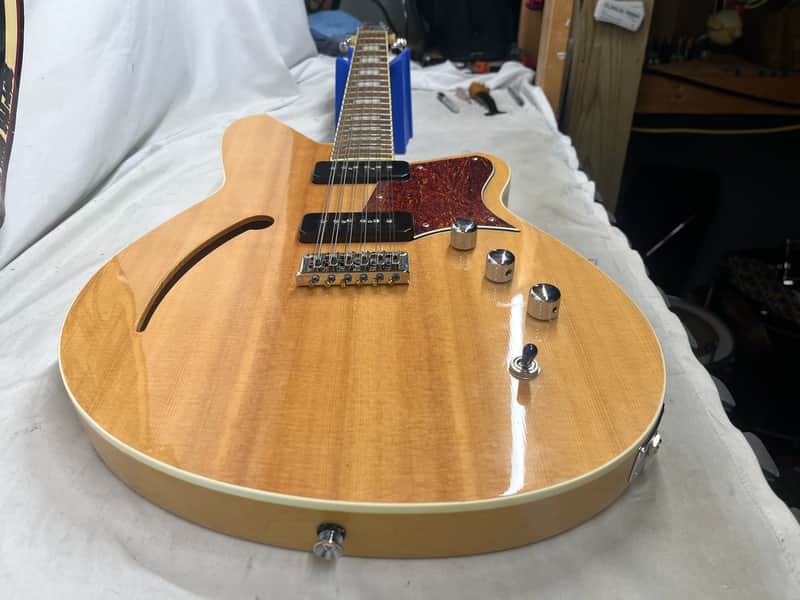 Reverend Airwave 12-String Semi-Hollow Body Electric Guitar - Image 18
