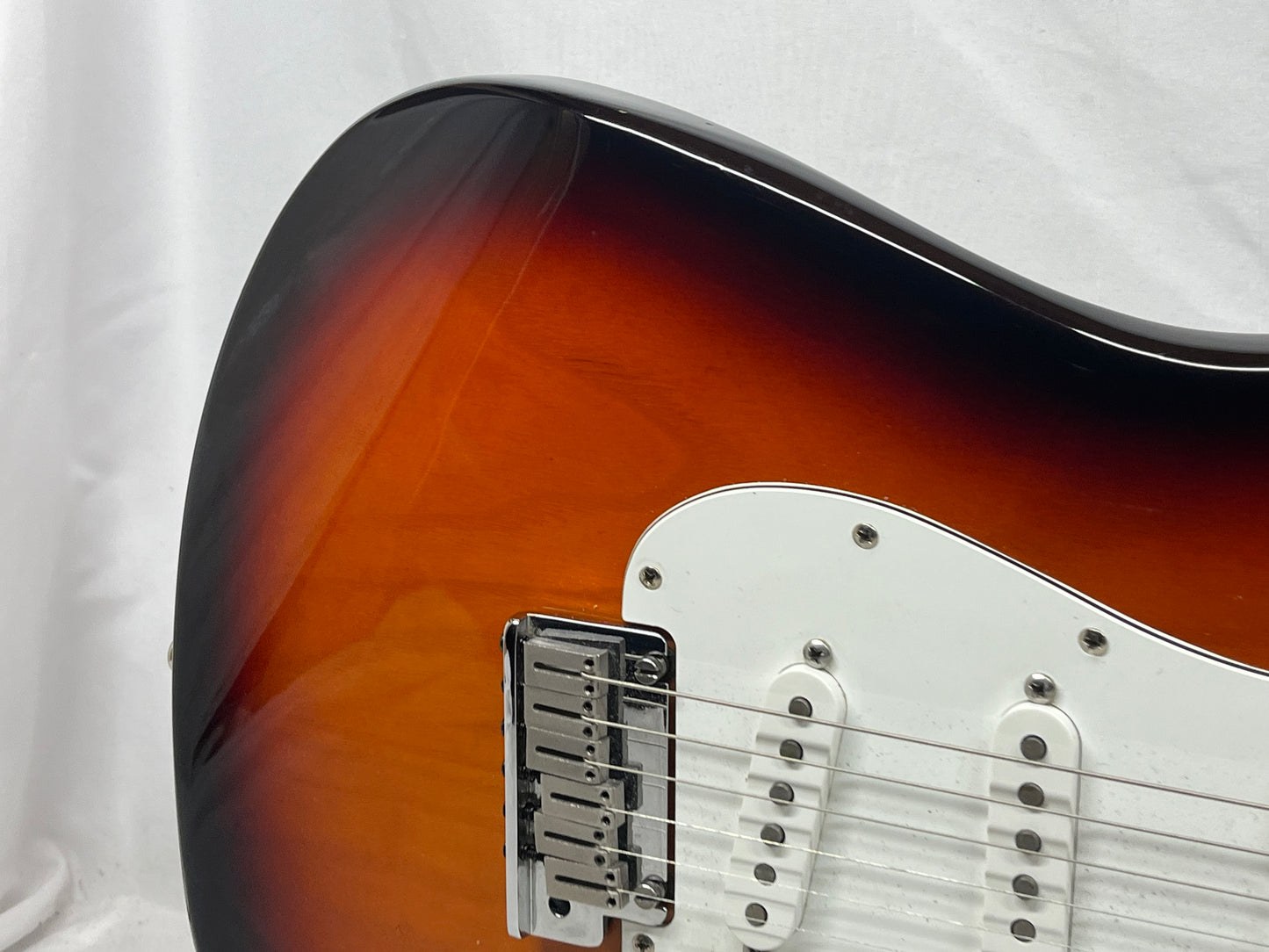 Fender Deluxe Stratocaster Strat Plus Electric Guitar - Antique Burst