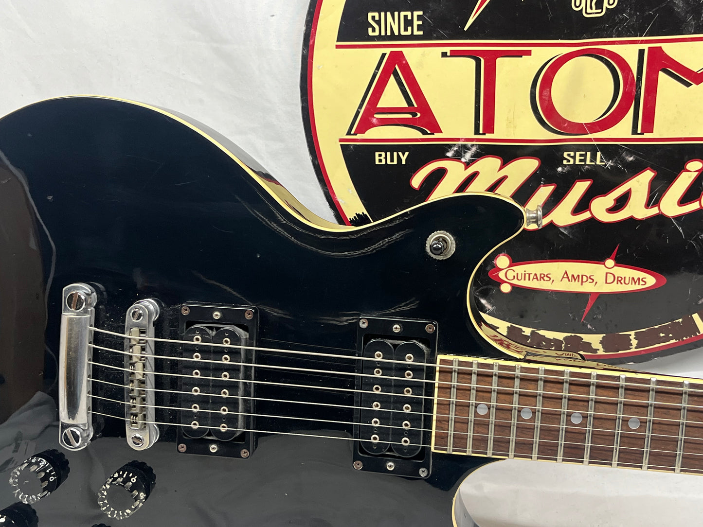 Vantage Entertainar VE-550 Electric Guitar