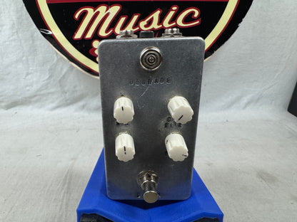 Dirty Haggard Audio Degrade Distortion-Leaning Gated Fuzz Pedal