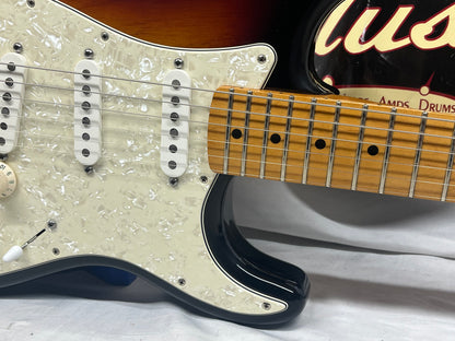 Fender FSR Player Stratocaster Strat Electric Guitar MIM - Made in Mexico - 3-Color Sunburst