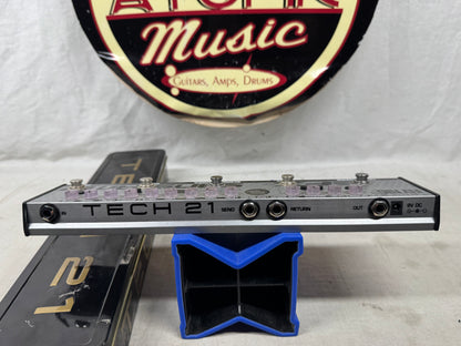 Tech 21 FlyRig5 fly rig 5 v2 Guitar Multi-Effects Pedal with Tin Box