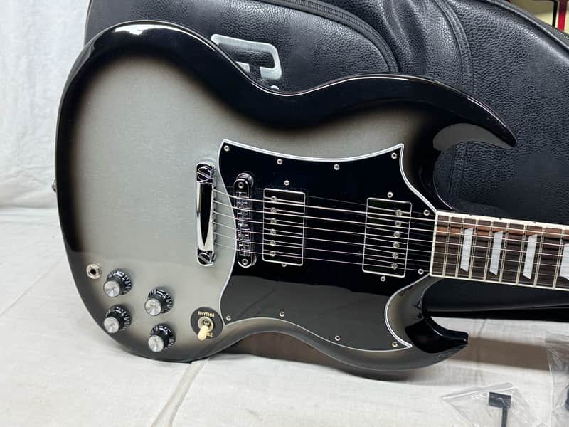Gibson SG Standard Guitar with Gig Bag - Image 2