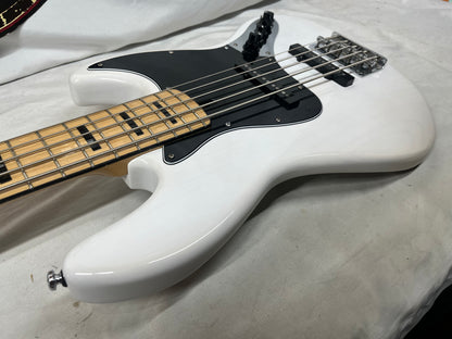 Sire Marcus Miller V7 5-String J-Style Electric Bass