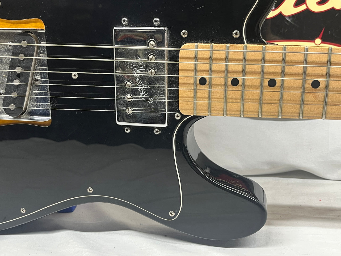 Fender Classic Series '72 Telecaster tele Custom Electric Guitar - 3-Color Sunburst