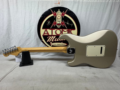 Fender American Texas Special Stratocaster Guitar with Gator Case 2000 - Shoreline Gold / Rosewood fingerboard